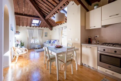 [50mt dalle mura+parcheggio]*appartamento tipico* – Foto 4